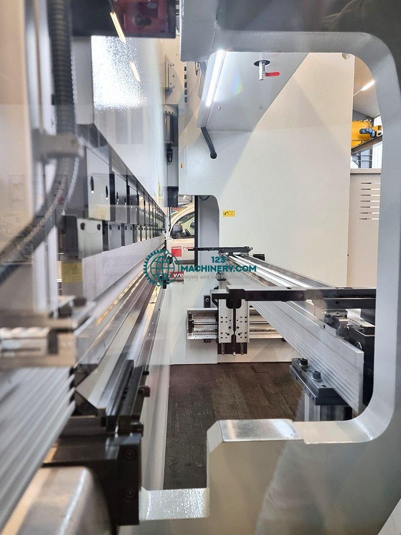 Mostrar anuncio Hydraulic CNC press brake HESSE by DURMA AD-Servo
