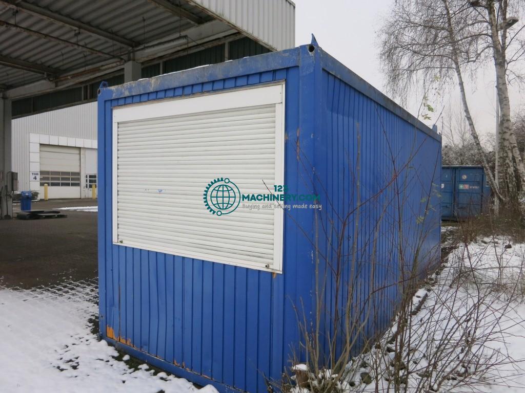 Container