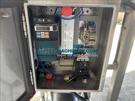 NNP Flighted elevator conveyor