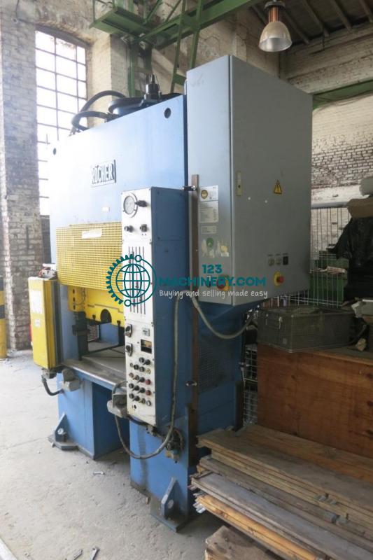 Doppelständerziehpresse - Hydraulisch