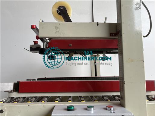 Carton sealer Case taper