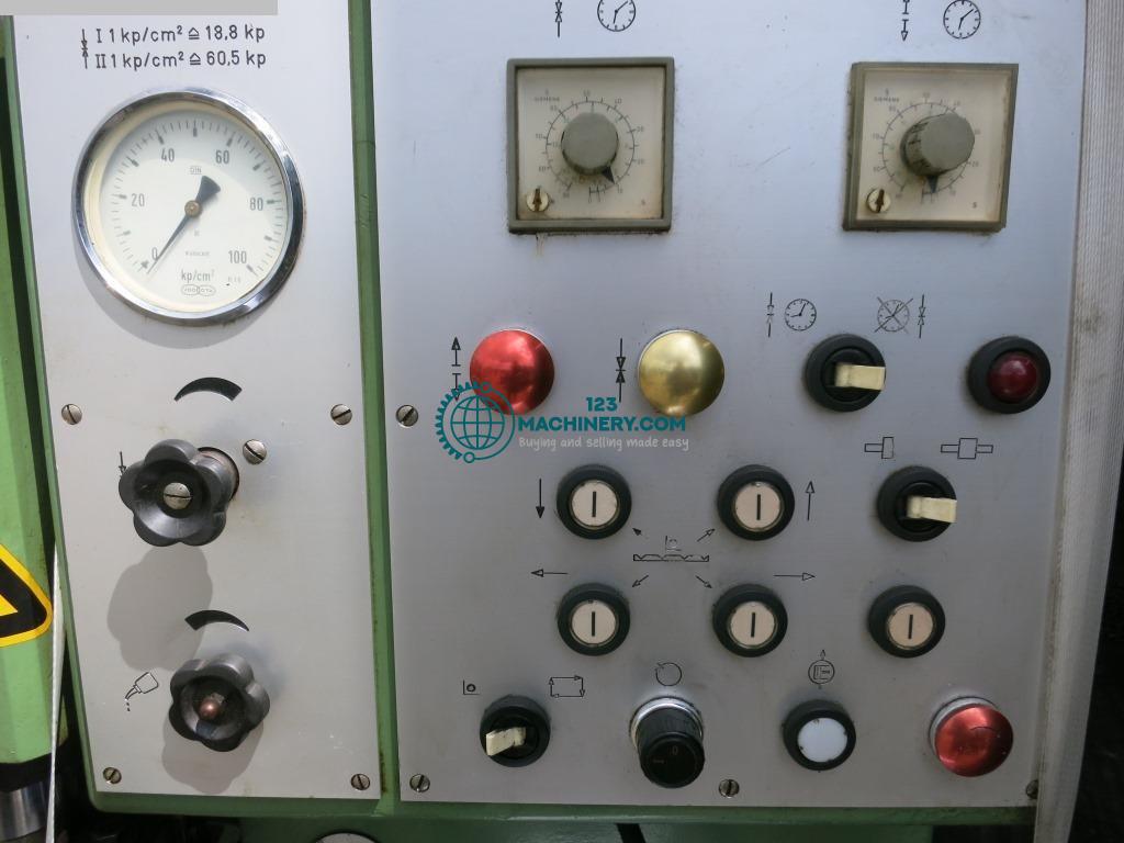 Mostrar anuncio Glattwalzmaschine