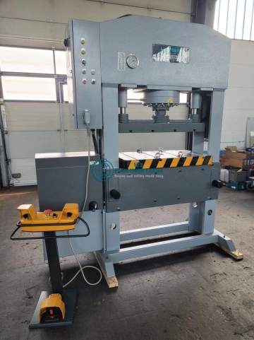 Hydraulic workshop press HESSE by LFSS AT 1020/150