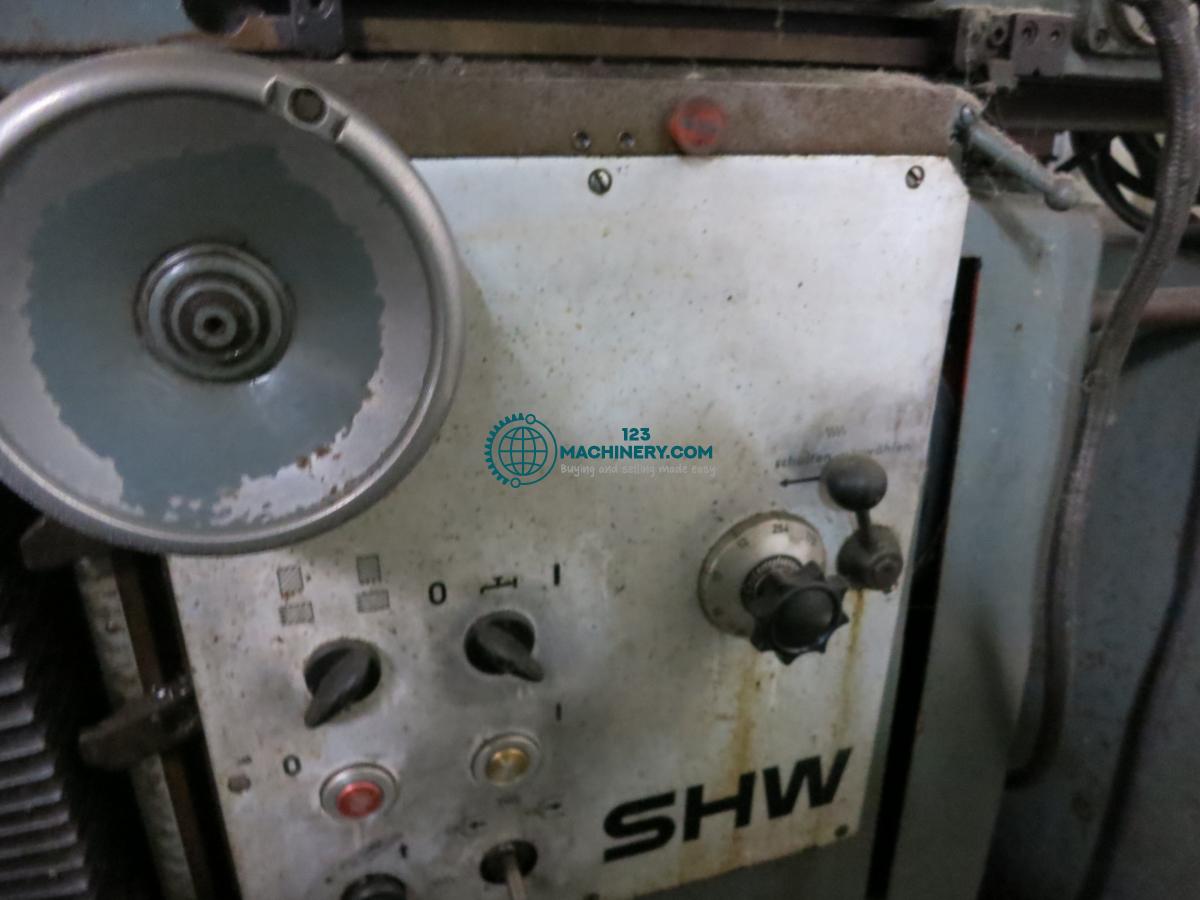 Show advert Universal-Fräs- und Bohrwerk