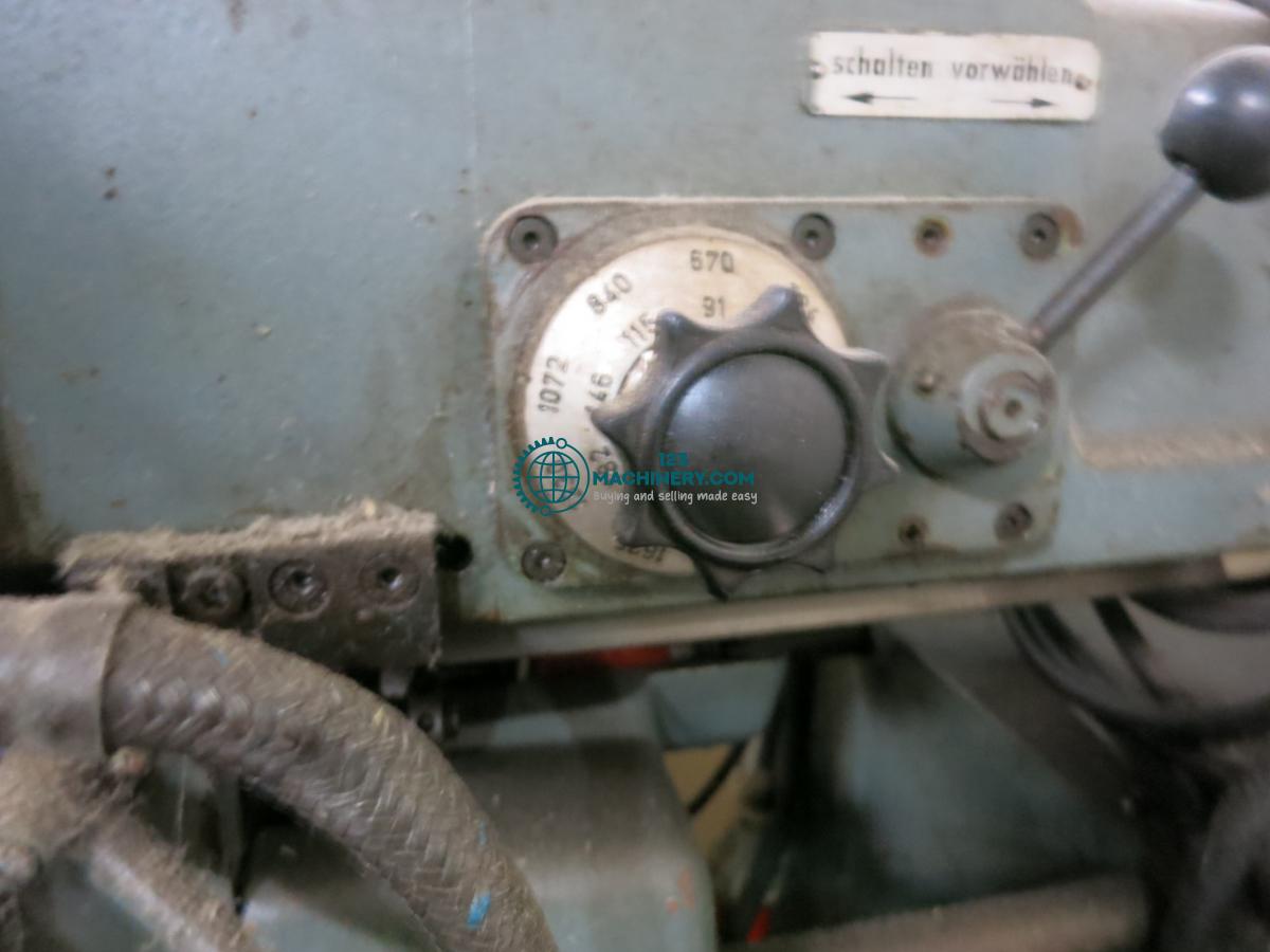 Show advert Universal-Fräs- und Bohrwerk