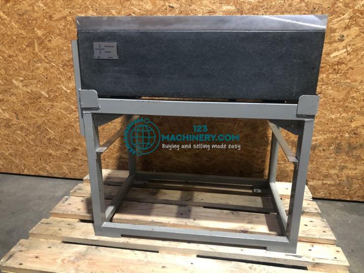 Afficher l`annonce Kreuzer measuring table