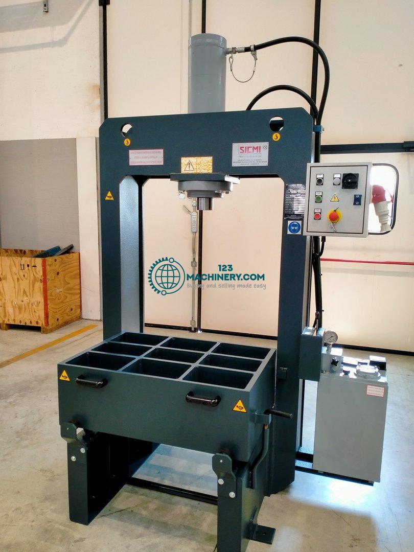 Afficher l`annonce Hydraulic workshop press SICMI PBM 70