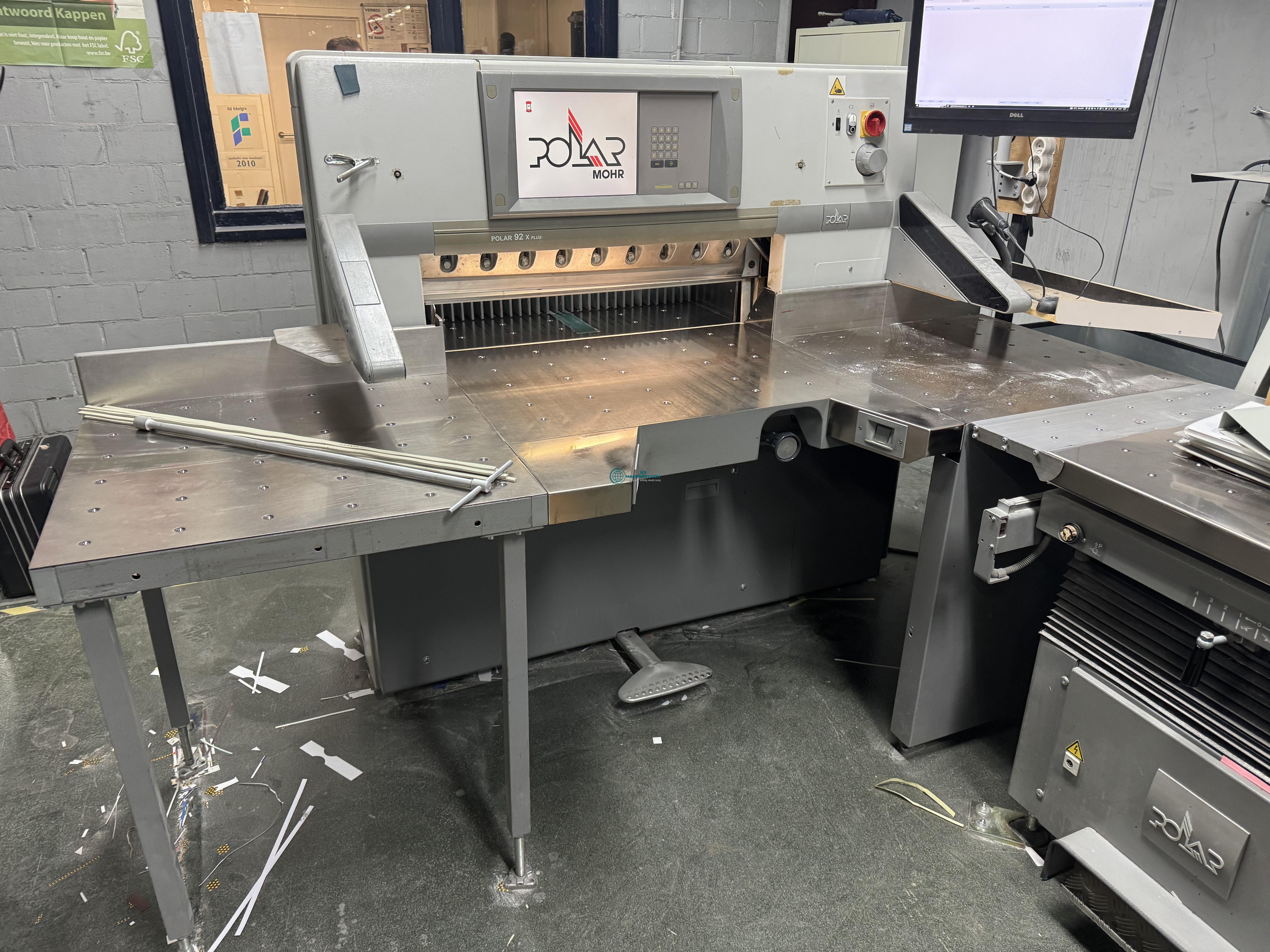 Polar 92 xt cutting line