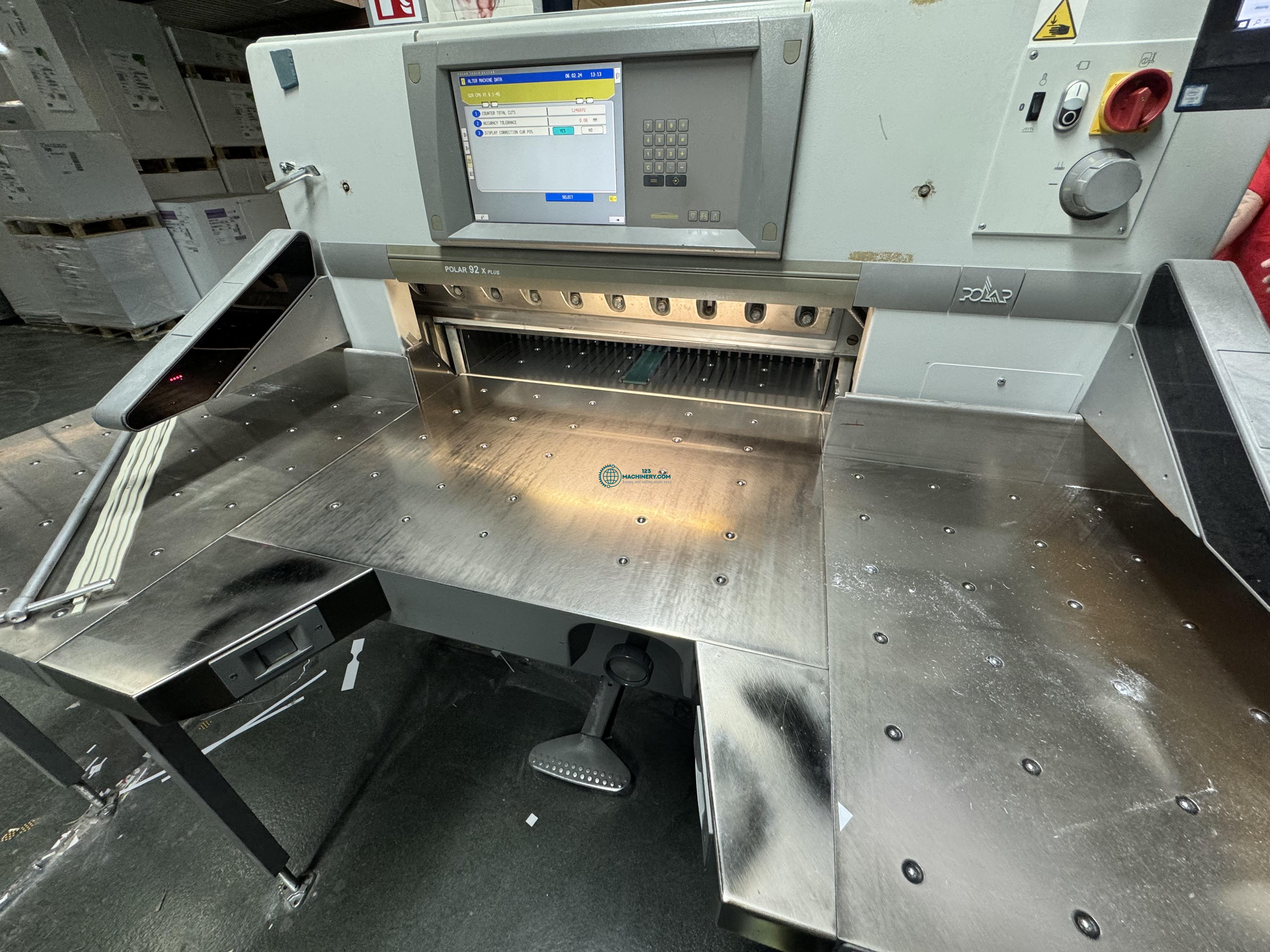 Polar 92 xt cutting line