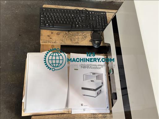 Buchi NIRMaster Spectrometer