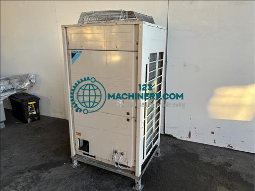 Daikin ERQ200A7W1B Condensing unit