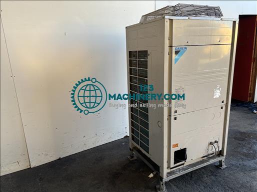 Daikin ERQ200A7W1B Condensing unit