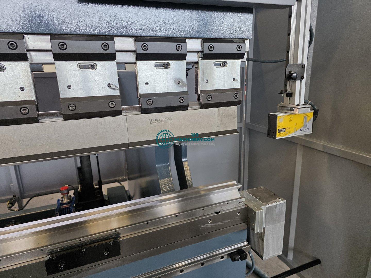 Hydraulic CNC press brake HESSE by DURMA AD-R 30175