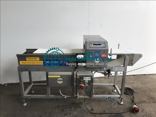 Loma IQ Retracting band metal detector