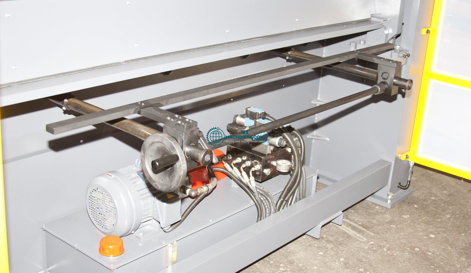 Hydraulische Schwenkbiegemaschine FINTEK AMH 2025
