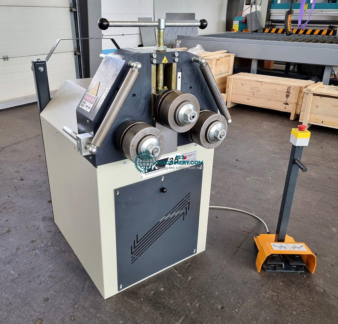 Afficher l`annonce Profile bending machine with manual feed of rolls