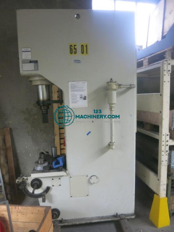 Показывать рекламу Einständerpresse - Hydraulisch