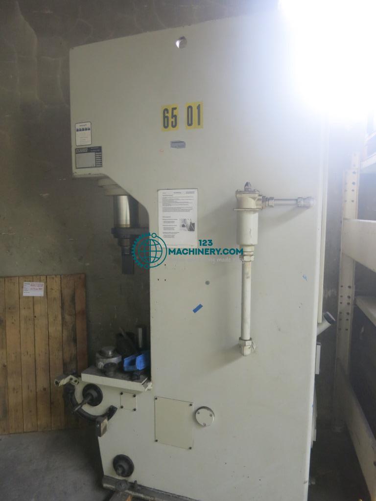 Показывать рекламу Einständerpresse - Hydraulisch