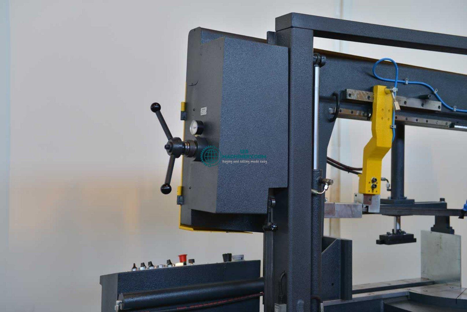 Показывать рекламу Semiautomatic band saw HESSE by BEKA-MAK BMSY 440