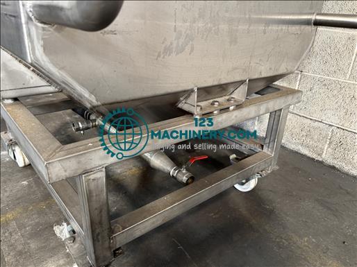 NNP 750l Mobile Holding Tank