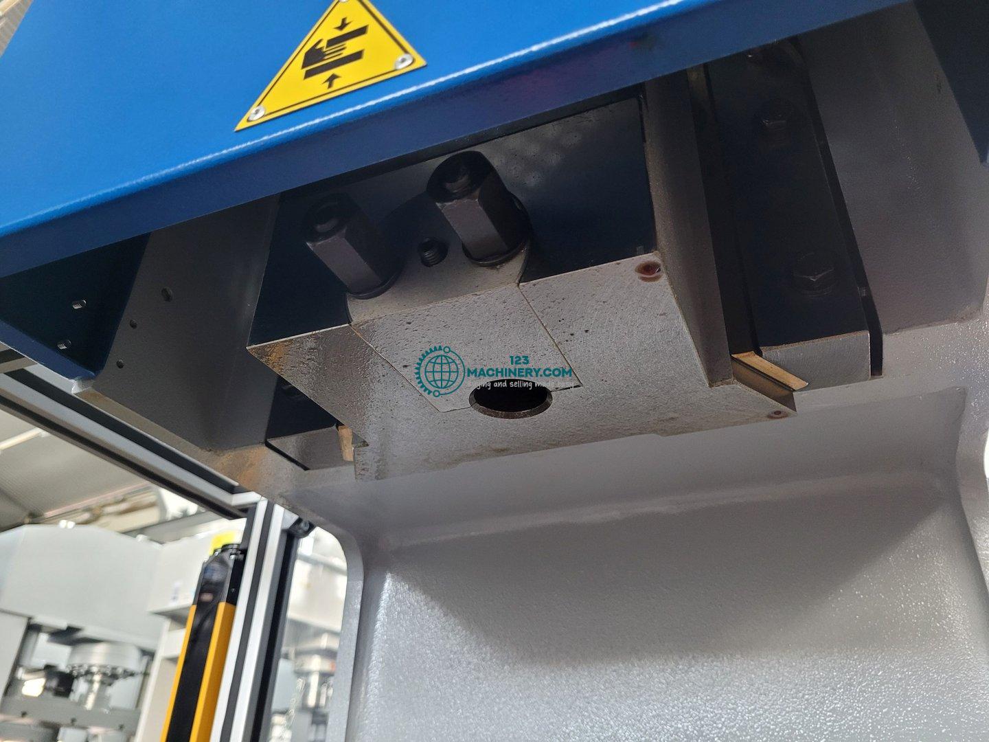 C-frame eccentric press HESSE by FRESAN FP 20 P