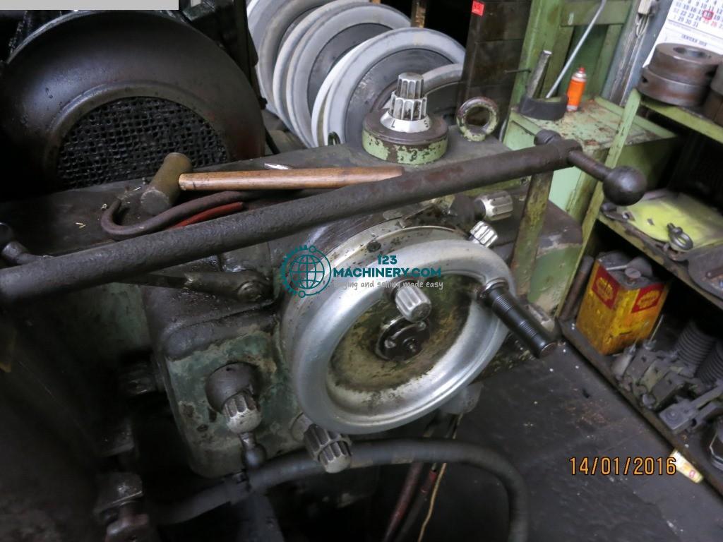 Kurbelwellenschleifmaschine