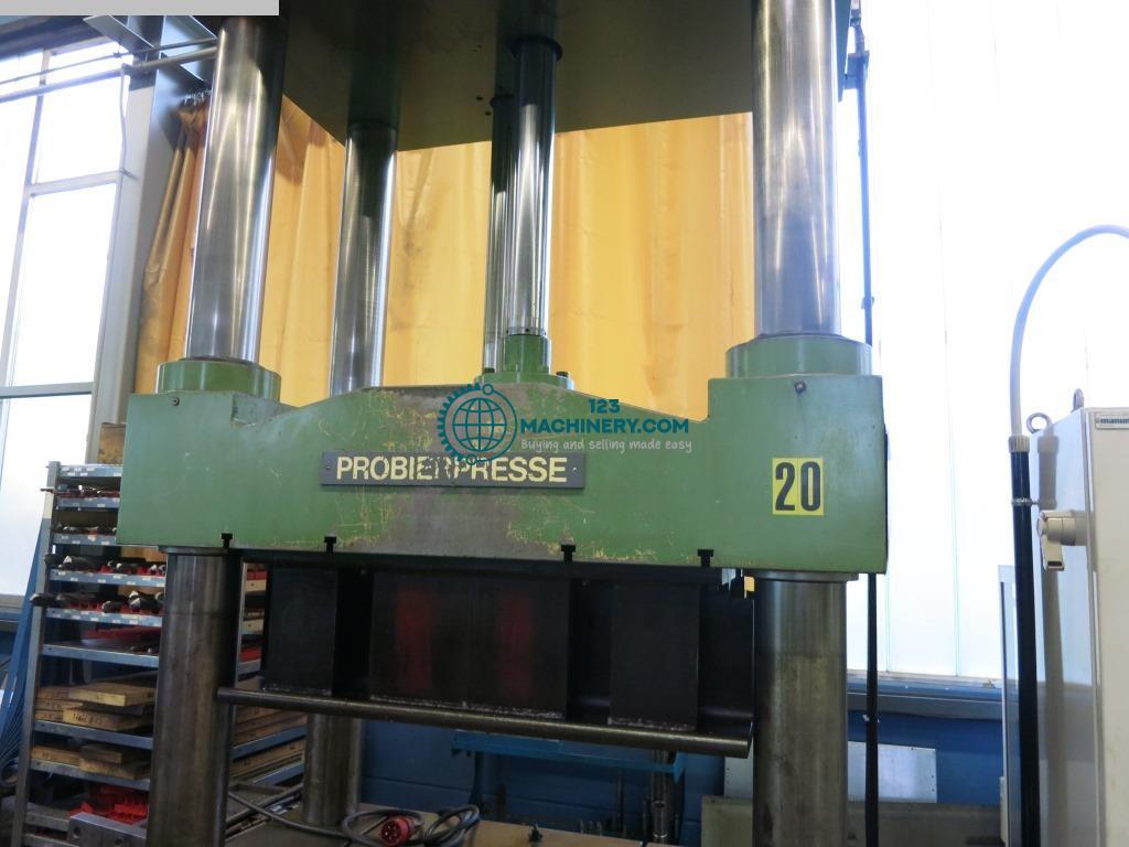 Viersäulenpresse - Hydraulisch