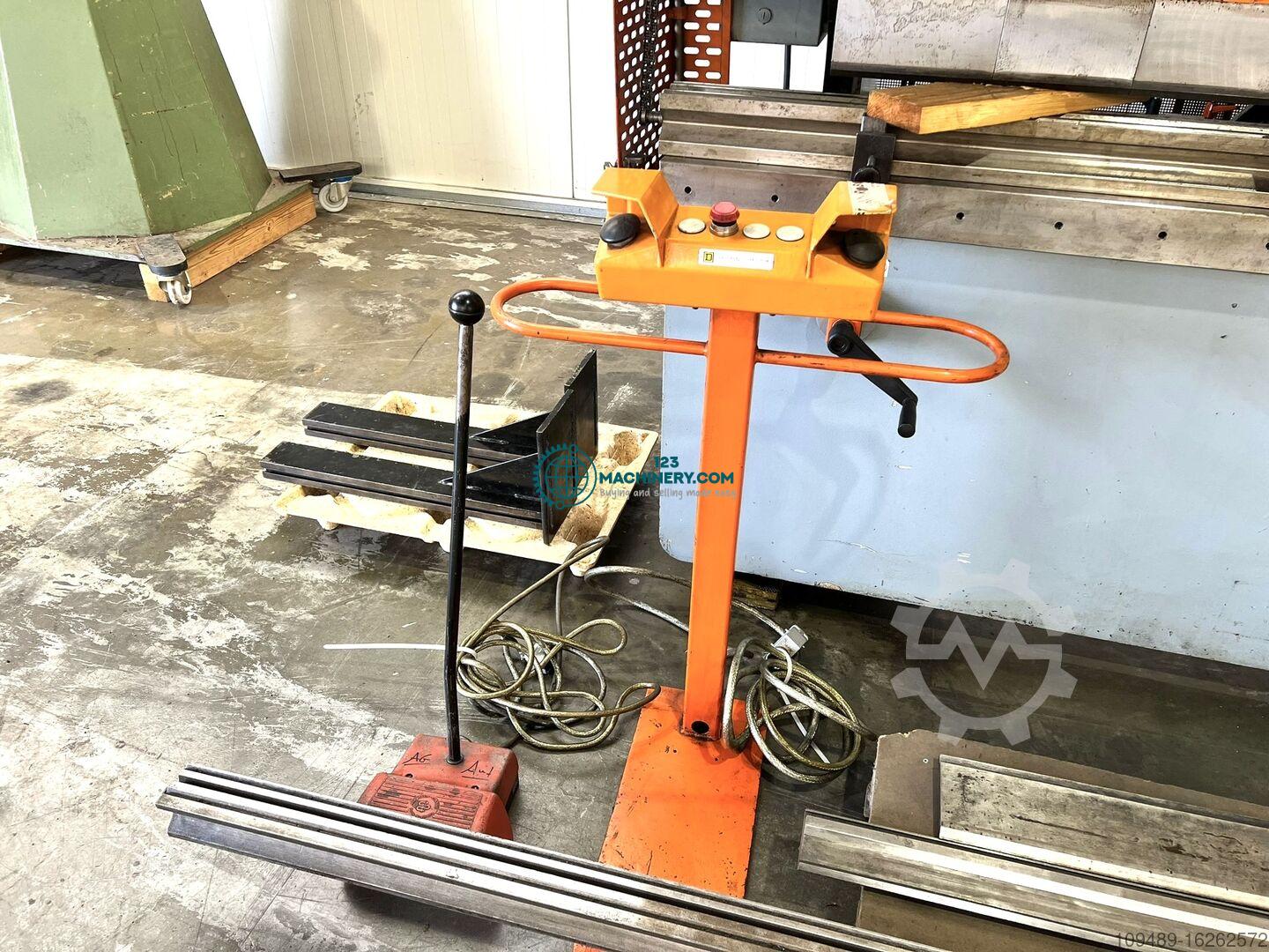 Afficher l`annonce ATLANTIC HPA 30-135 / Guter Zustand unter Strom