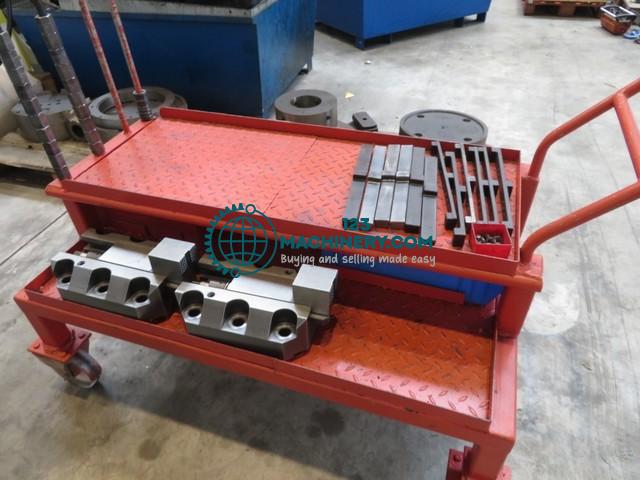 Toon advertentie Karusselldrehmaschine - Doppelständer