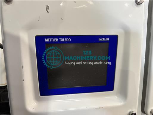 Safeline V4 Metal detector