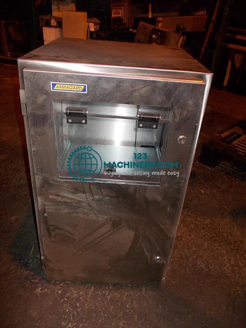 Pokaż ogłoszenie Armagard SPRI-700-UK Water proof rack mount comput