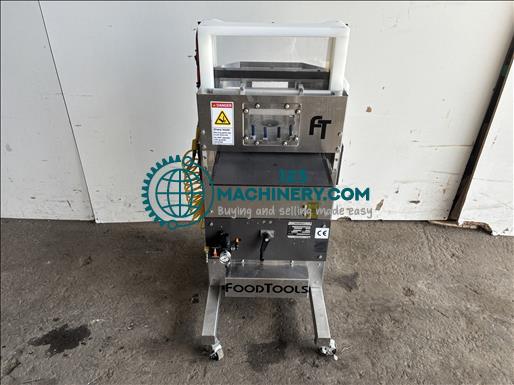 Pokaż ogłoszenie Food Tools CS4AAC Round cake slicer