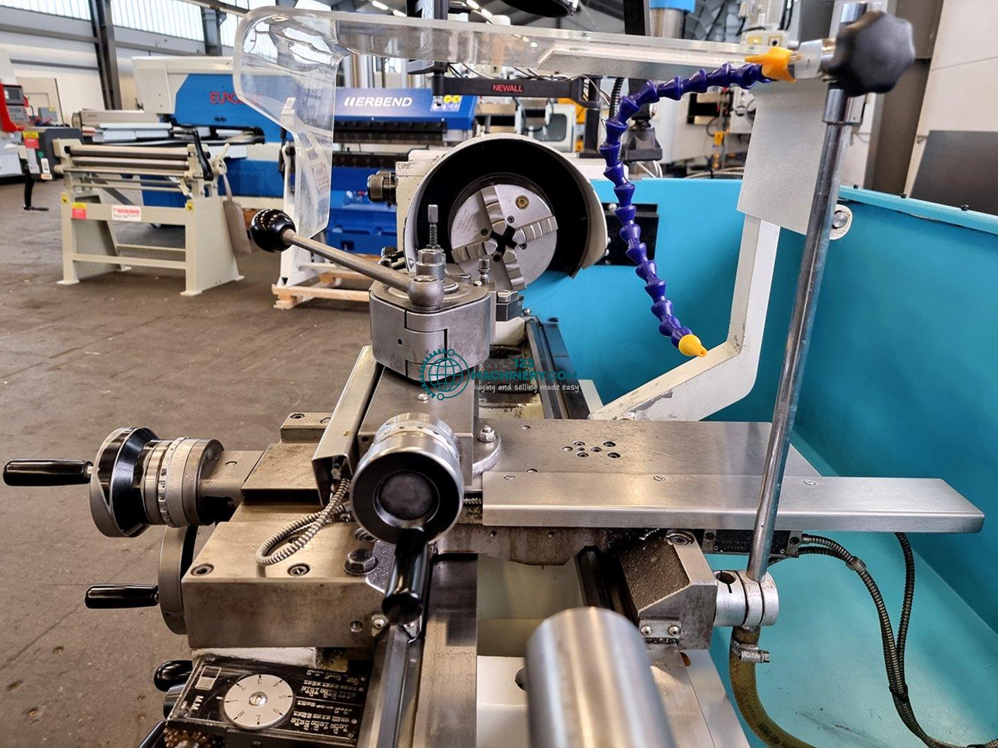 Toon advertentie Centre lathe HARRISON Student M300