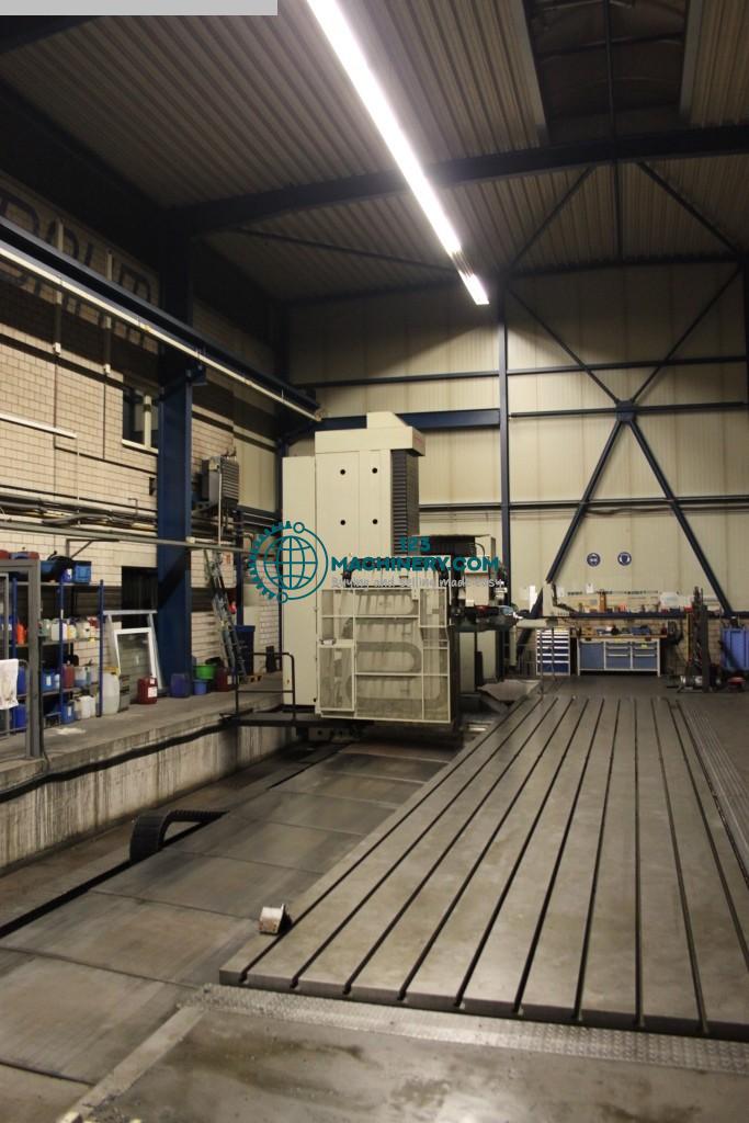 Fahrständerfräsmaschine