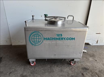 NNP Holding tank