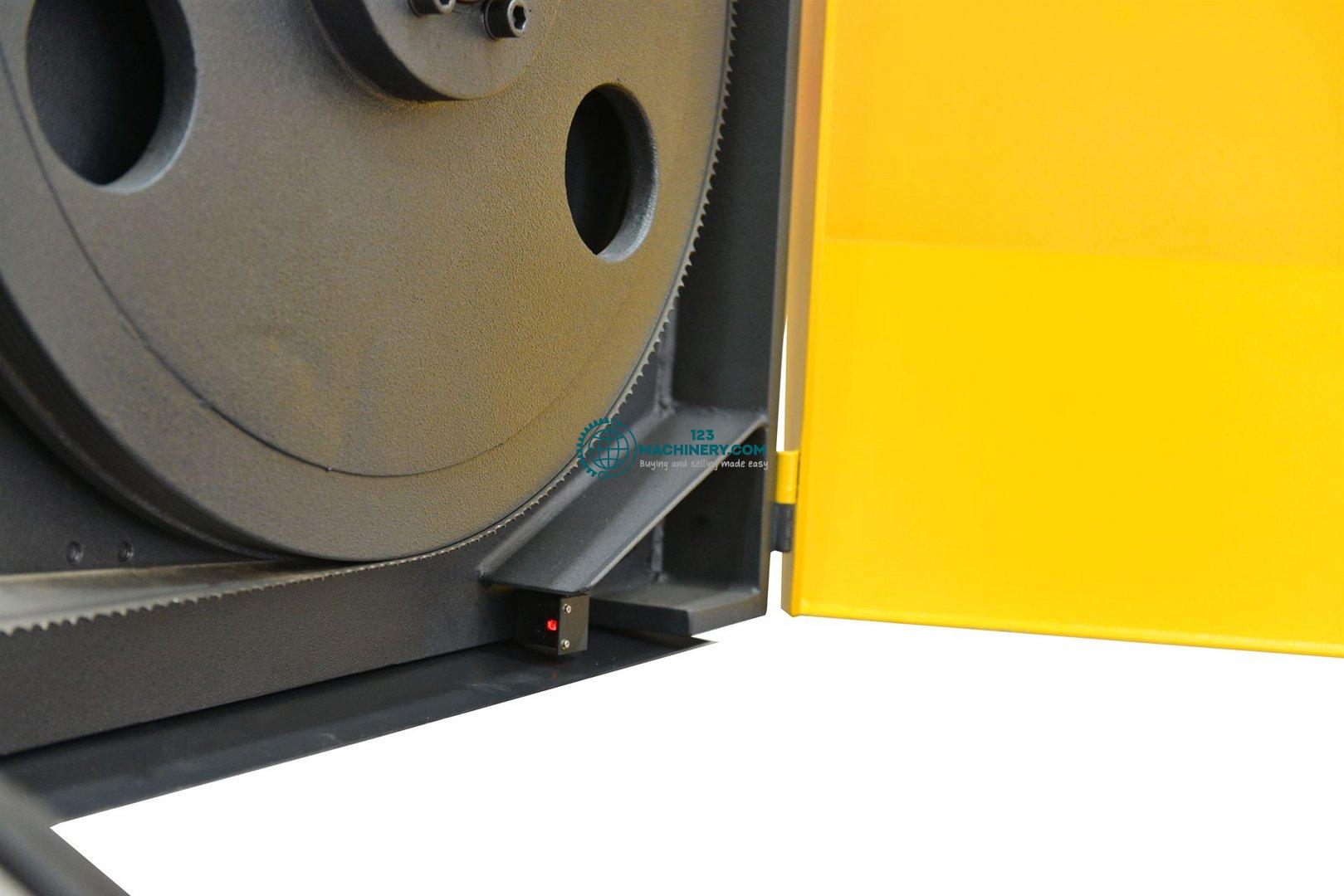 Afficher l`annonce Fully automatic band saw HESSE by BEKA-MAK BMSO 32