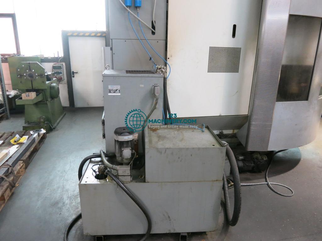 Bearbeitungszentrum - Universal