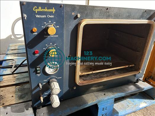 İlanı göster Gallenkamp Vacuum oven