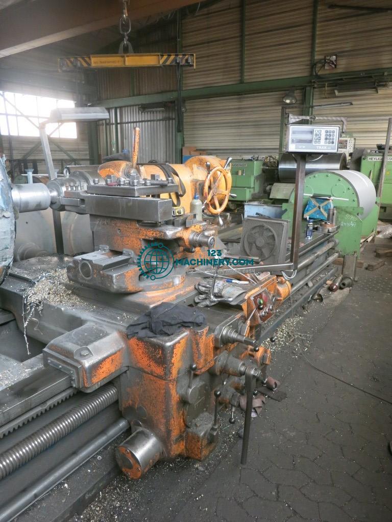 Schwerdrehmaschine