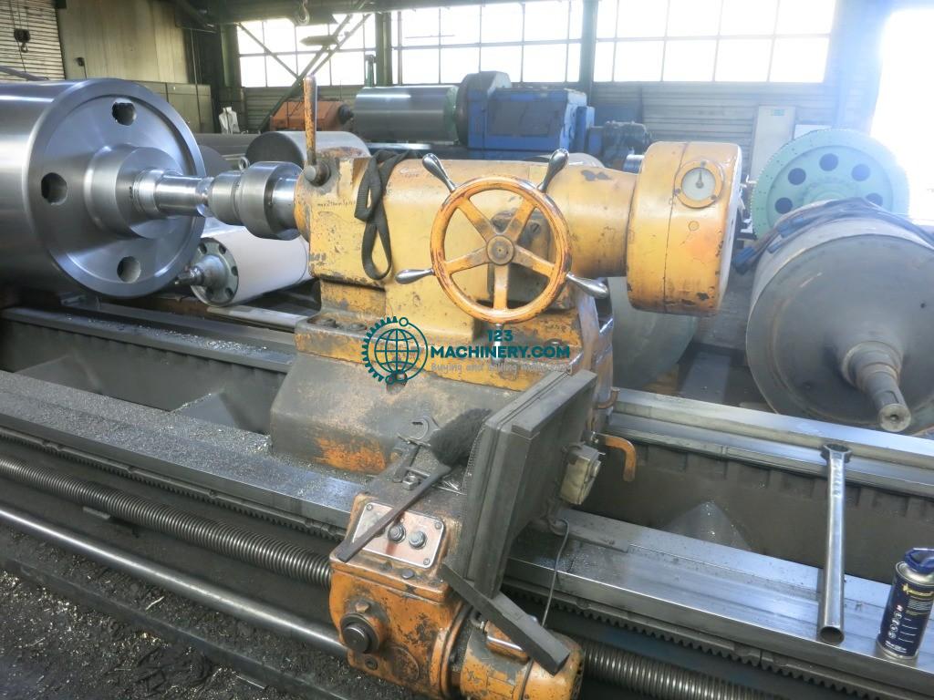 Schwerdrehmaschine