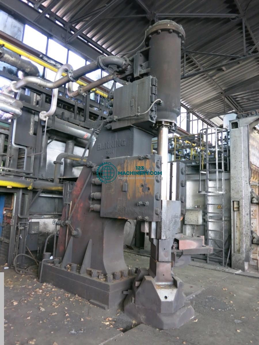 Afficher l`annonce Schmiedemaschine