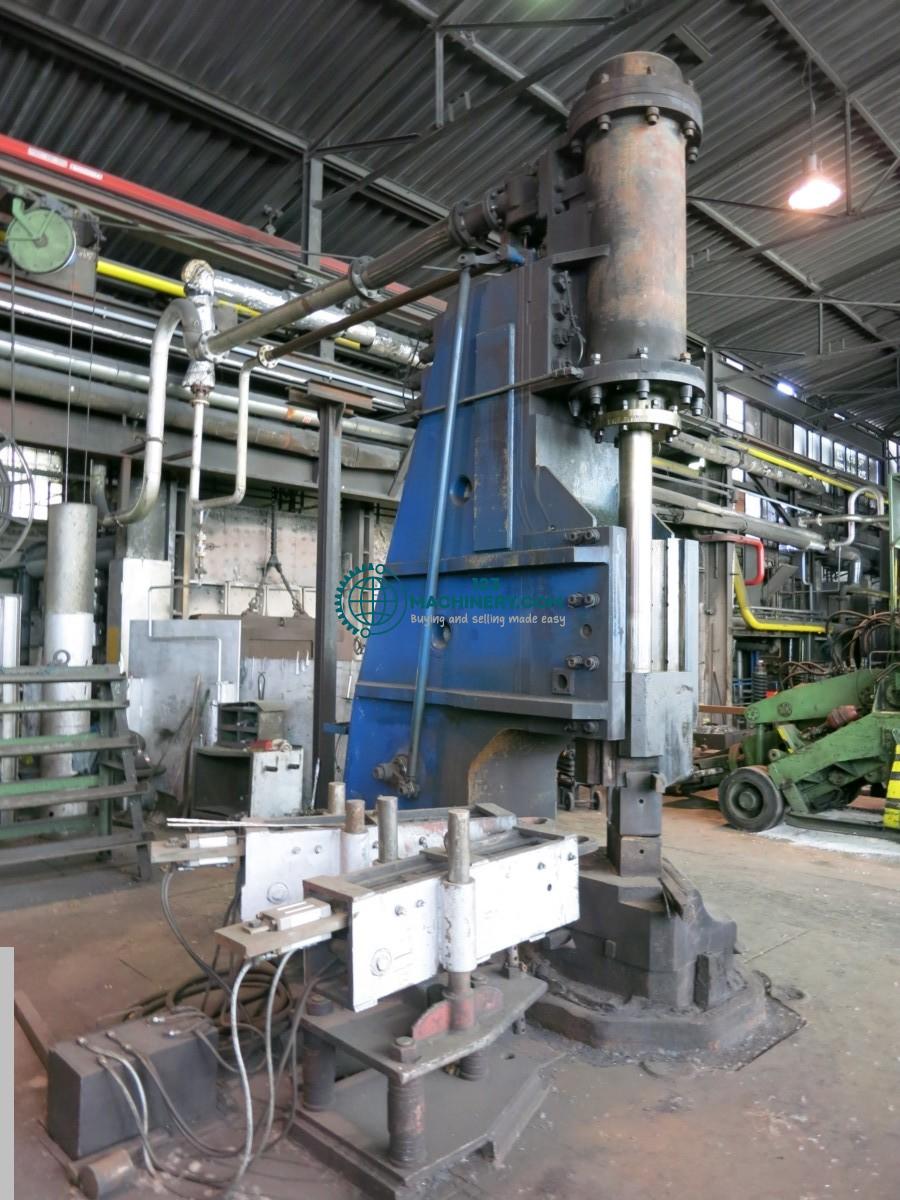 Afficher l`annonce Schmiedemaschine