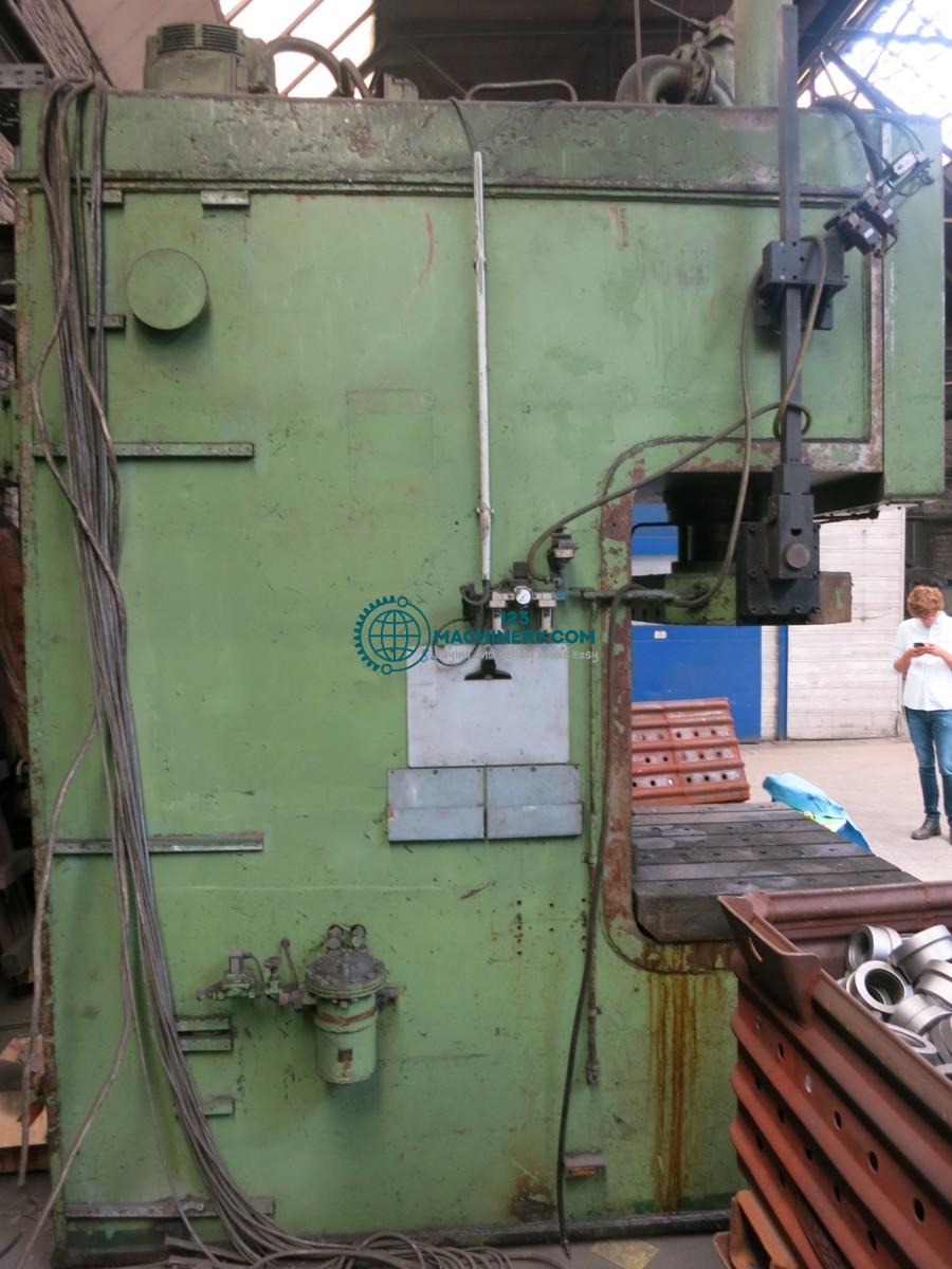 Einständerpresse - Hydraulisch