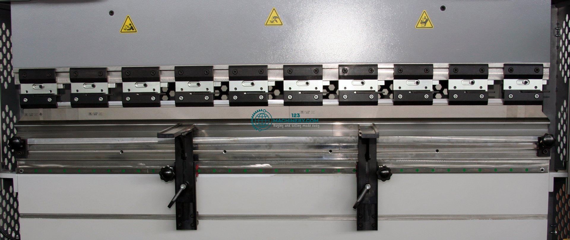 Hydraulic NC press brake HESSE by ISITAN Edgebender 2160