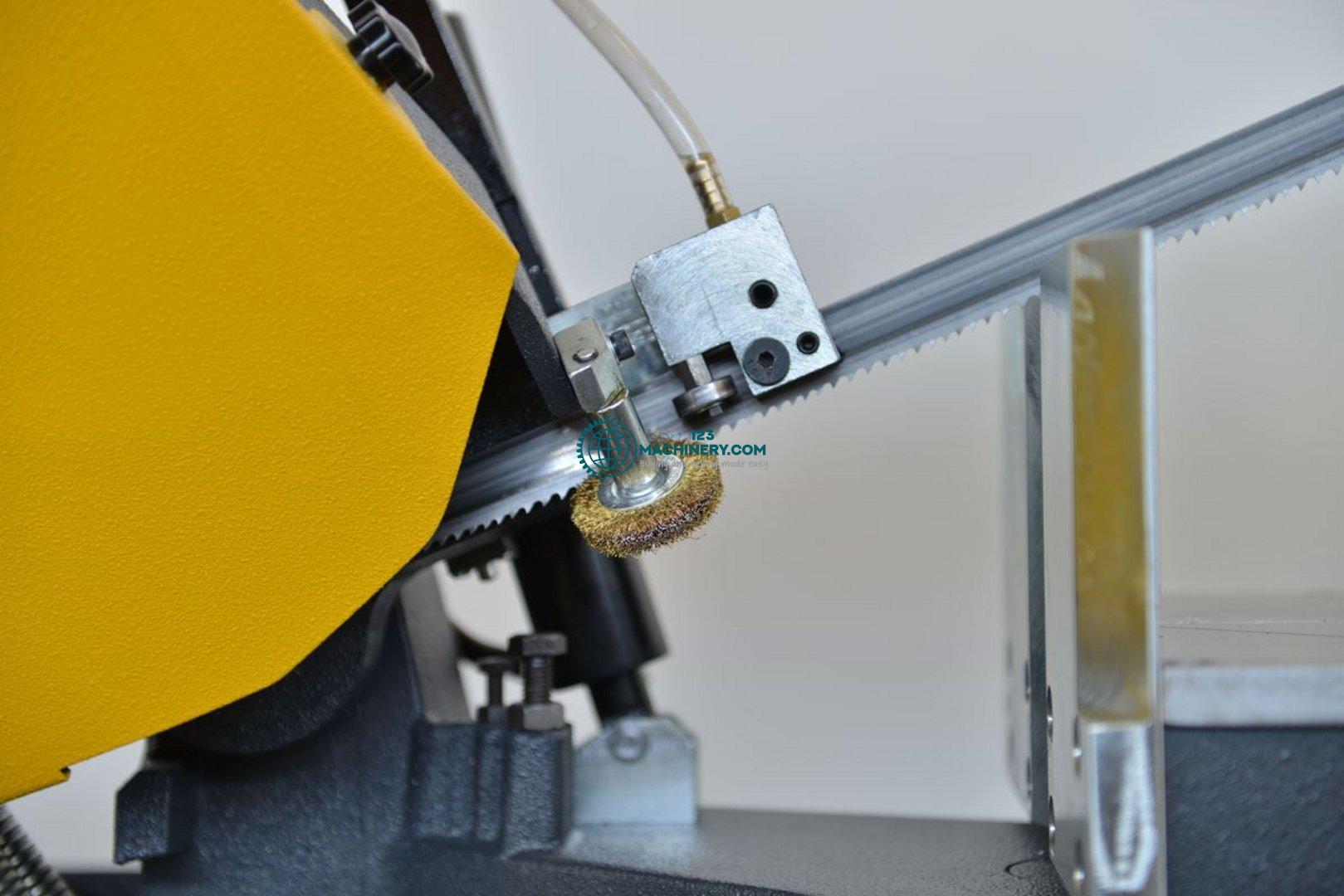 Semiautomatic band saw HESSE by BEKA-MAK BMSY 230 DG