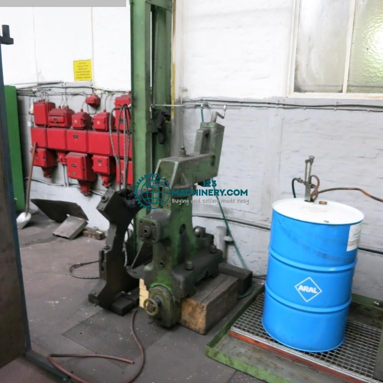 Toon advertentie Zware draaibank