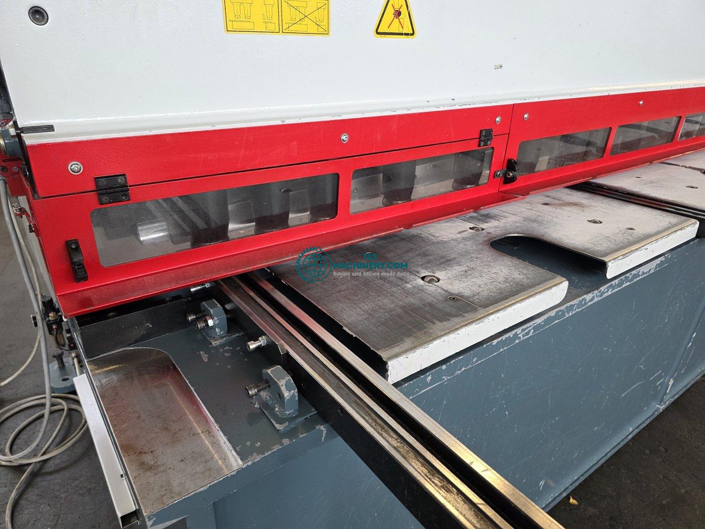 Find the best fitting machine