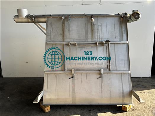 NNP Hopper and screw feed