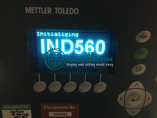 Mettler Toledo IND560 platform scale