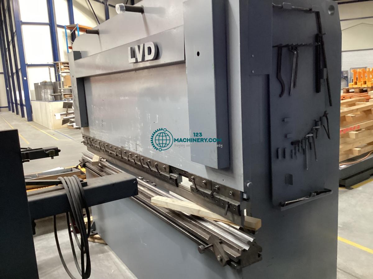 Abkantpresse - hydraulisch